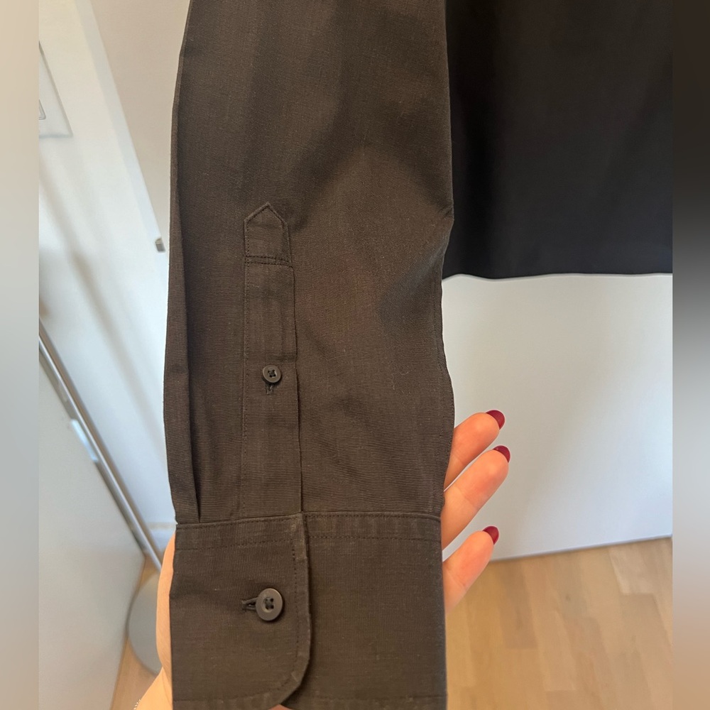 UNTUCKit Wrinkle-Free Black Stone Shirt - Picture 4 of 5